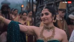 'कांतारा चैप्टर 1' की 'कनकवती' की 10 तस्वीरें, खूबसूरती और ग्लैमर के आगे फेल हैं बॉलीवुड की हसीनाएं