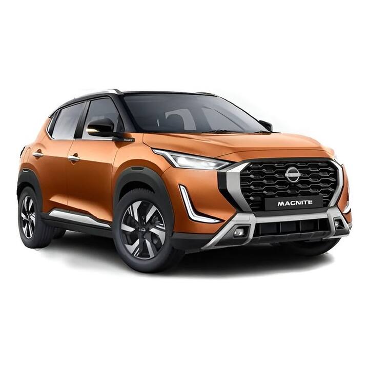 Nissan Magnite : Magnite ची किंमत आता 1 लाखापर्यंत कमी झाली आहे. Maruti Arena cars : Alto, Brezza आणि S-Presso या गाड्यांवर 1 लाख किंवा त्याहून अधिक किंमतीची कपात झाली आहे.