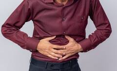 Excess Protein Side Effects: प्रोटीन का ज्यादा सेवन करने से क्या होता है? जानें शरीर में दिखने वाले 7 संकेत