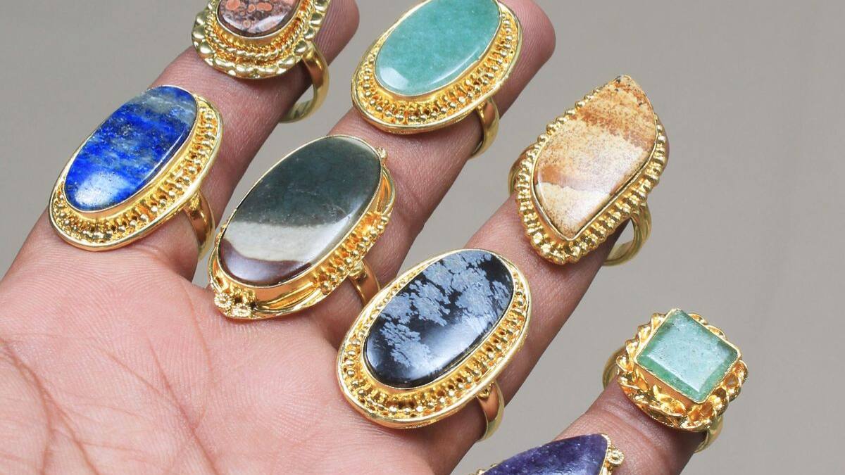 (Image Source: Pinterest/etsy)