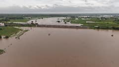 Solapur Rain News: मराठवाड्यात जलप्रलय! गेल्या 70 वर्षाच्यात प्रथमच सीना नदीचे रौद्ररूप; पुराच्या पाण्याने अनेक गावांना वेढा