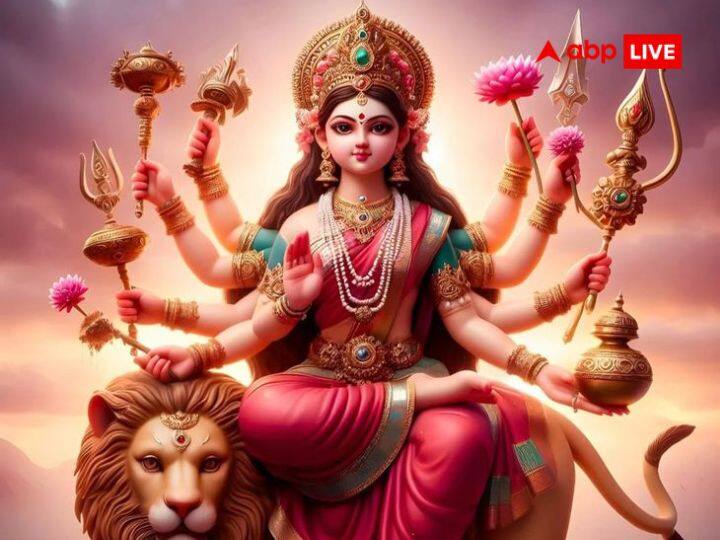 मां ब्रह्मचारिणी की इस कथा का यह सार है कि, इसी तरह हमारा जीवन भी कठिनाईयों से भरा होता है, लेकिन मन को विचलित नहीं होने देना चाहिए.