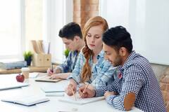 अमेरिका में रहकर गूगल में नौकरी करते हैं कितने भारतीय, H-1B वीजा नियम बदलने के बाद उनकी नौकरी पर कितना संकट?