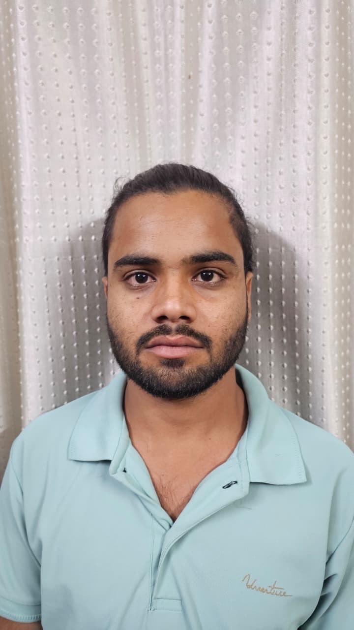 UP STF arrested Maharashtra, a reward of 50 thousand, was absconding for the last two months