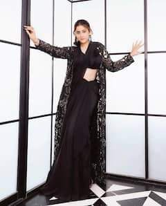 कृति सेनन की बहन नूपुर सेनन की 10 खूबसूरत तस्वीरें, अक्षय कुमार संग पर्दे पर फरमा चुकी हैं इश्क