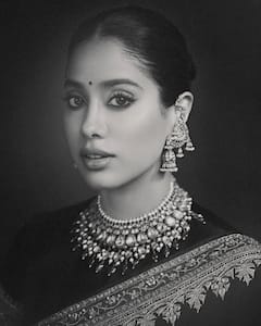 Janhvi Kapoor Channels Sridevi In Heirloom Pashmina Saree At Homebound Premiere; PICS