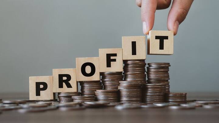 पती-पत्नीची एकत्रित कमाई एकाच कुटुंबाचा भाग असल्याने, जास्तीत जास्त लाभ घेण्यासाठी पत्नीसोबत खाते उघडण्याचा सल्ला दिला जातो.