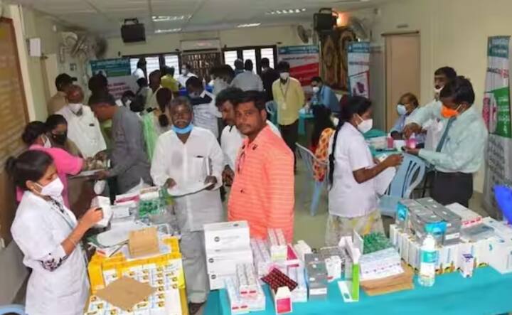 ਭਾਵੇਂ ਪਰਿਵਾਰ ਦਾ ਕੋਈ ਮੈਂਬਰ 5 ਸਾਲ ਦਾ ਹੋਵੇ ਜਾਂ 30 ਸਾਲ ਦਾ, ਉਨ੍ਹਾਂ ਨੂੰ ਕਾਰਡ ਦੇ ਲਾਭ ਮਿਲਣਗੇ। ਭਾਵ, ਜੇਕਰ ਤੁਹਾਡੀ ਉਮਰ 20 ਤੋਂ 30 ਸਾਲ ਦੇ ਵਿਚਕਾਰ ਹੈ ਅਤੇ ਤੁਹਾਡਾ ਨਾਮ ਪਰਿਵਾਰਾਂ ਦੀ ਯੋਗ ਸੂਚੀ ਵਿੱਚ ਸ਼ਾਮਲ ਹੈ, ਤਾਂ ਤੁਹਾਨੂੰ ਵੀ ਆਯੁਸ਼ਮਾਨ ਕਾਰਡ ਜਾਰੀ ਕੀਤਾ ਜਾ ਸਕਦਾ ਹੈ।