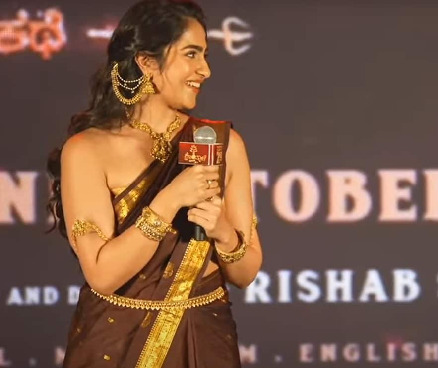 Rukmini Vasanth: ஒரே ஒரு புகைப்படம்...கயாடு லோகரை பின்னுக்குத் தள்ளிய காந்தாரா ருக்மணி! அப்படி என்ன புகைப்படம்?