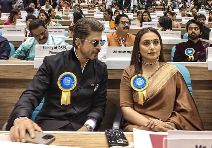 Mohanlal, Shah Rukh Khan, Rani Mukerji, Vikrant Massey Conferred National Awards. See Pics President Murmu, addressing the gathering, lauded the diversity of Indian cinema and highlighted the growing presence of women both onscreen and behind the camera.