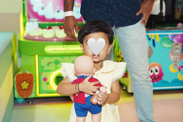 Swara further wrote- This year you became your little life. Mummy and Papa love you very much .. very much .. and forever! You are a very cute, sweet and funny little girl! You always be happy, healthy, safe and cute! Grow, blossom and fruit my heart .. Mom has found you.