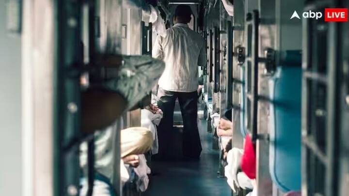 ભારતીય રેલવે દ્વારા મુસાફરો માટે ઘણા બધા નિયમો બનાવવામાં આવ્યા છે. આ નિયમો તમને ઉપયોગી સાબિત થશે.