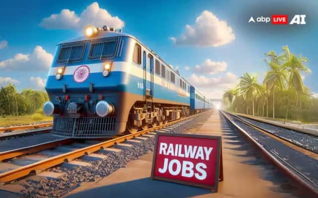 જનરલ, OBC અને EWS શ્રેણીના ઉમેદવારો માટે અરજી ફી ₹500 છે. SC, ST, PwD, મહિલા અને ભૂતપૂર્વ સૈનિકોના ઉમેદવારોએ ફક્ત ₹250 ચૂકવવાના રહેશે.