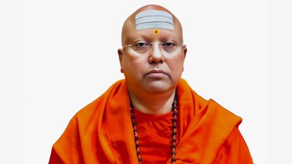 Delhi Ashram 'Baba' Booked After 17 Students Allege Sexual Harassment; Car With Fake Embassy Plate Seized