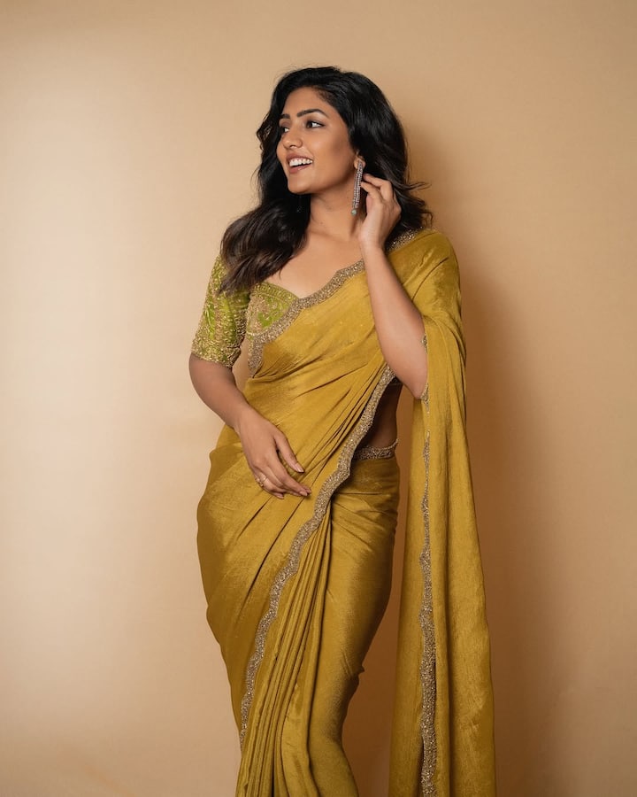 ईशा रब्बा साउथ की मशहूर अभिनेत्री हैं। ईशा हमेशा अपने ग्लैमरस लुक के लिए चर्चा में रहती हैं।