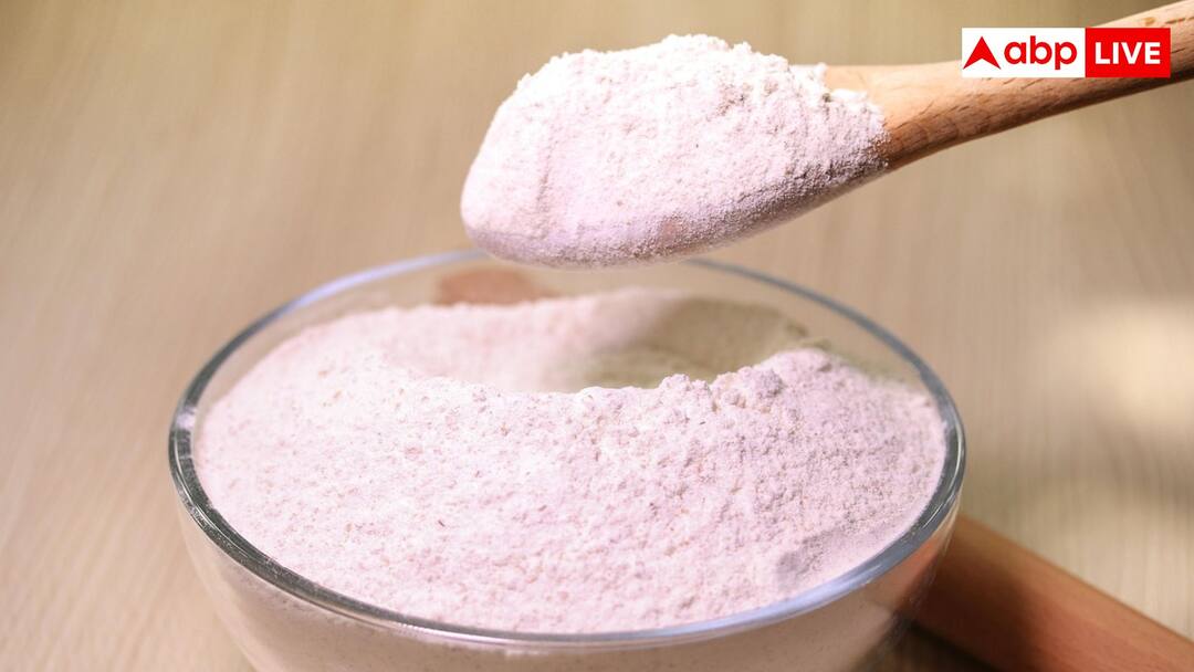 व्रत में आप भी तो नहीं खा रहे मिलावटी कुट्टू का आटा, ऐसे करें असली-नकली की पहचान How to identify Kuttu ka atta adulterated buckwheat flour during Navratri fasting व्रत में आप भी तो नहीं खा रहे मिलावटी कुट्टू का आटा, ऐसे करें असली-नकली की पहचान