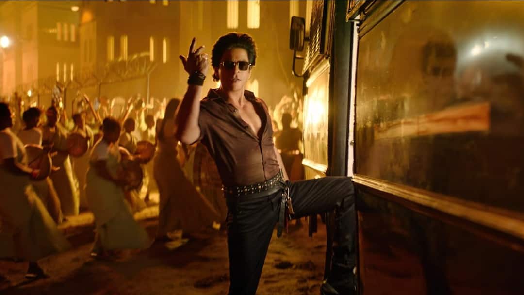 shah-rukh-khan-national-award-bjp-congress-clash Shah Rukh Khan’s National Award Win Turns Political: BJP, Congress Lock Horns Over Timing