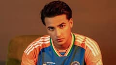 कितनी दौलत के मालिक हैं भारत के विस्फोटक ओपनर अभिषेक शर्मा? IPL और BCCI से बंपर कमाई; जानें नेटवर्थ