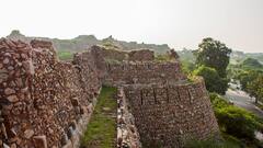 तुगलकाबाद किले के पास से हटाया जाए अतिक्रमण, ऐतिहासिक इमारत के लिए दिल्ली HC ने क्या-क्या कहा?