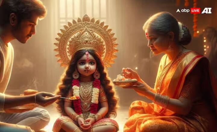 ਨਰਾਤਿਆਂ ਦੌਰਾਨ ਅਸ਼ਟਮੀ ਅਤੇ ਨੌਮੀ ਪੂਜਾ ਤੋਂ ਬਾਅਦ ਕੰਨਿਆ ਪੂਜਨ ਕੀਤਾ ਜਾਂਦਾ ਹੈ। ਲੋਕ ਛੋਟੀਆਂ ਕੁੜੀਆਂ ਦਾ ਪੂਜਨ ਕਰਦੇ ਹਨ, ਉਨ੍ਹਾਂ ਨੂੰ ਭੋਗ ਖਿਡਾਉਂਦੇ ਹਨ, ਉਨ੍ਹਾਂ ਨੂੰ ਤੋਹਫ਼ੇ ਦਿੰਦੇ ਹਨ ਅਤੇ ਆਸ਼ੀਰਵਾਦ ਪ੍ਰਾਪਤ ਕਰਨ ਤੋਂ ਬਾਅਦ ਉਨ੍ਹਾਂ ਨੂੰ ਸਤਿਕਾਰ ਨਾਲ ਵਿਦਾਈ ਦਿੰਦੇ ਹਨ।