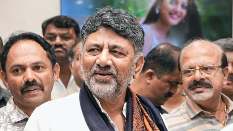 DK Shivakumar Blames Previous BJP Govt For Potholes, Cites Lack Of Centre Funding