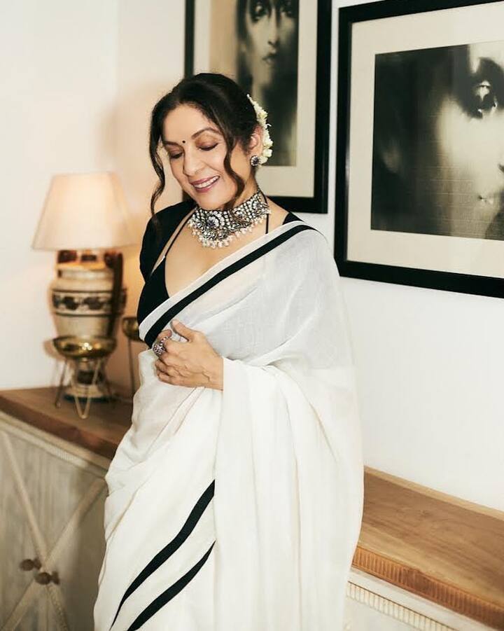 नीना गुप्ता ओटीटी पर भी अपनी एक्टिंग का हुनर दिखा चुकी हैं. उनकी सीरीज ‘पंचायत’ के कई पार्ट्स आ चुके हैं और सभी सुपरहिट रहे.