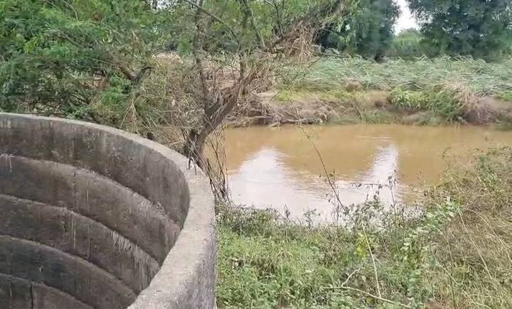 1023 हेक्टर वरील बागायत तर 387 हेक्टर वरील फळपीक वाया गेले. विभागीयुक्त कार्यालयांना तसा अहवाल शासनाकडे पाठवला आहे. सर्वाधिक नुकसान धाराशिव जिल्ह्यात झाले आहे. 6 लाख 29 हजार 890 हेक्टर पिकांचे नुकसान झाले.