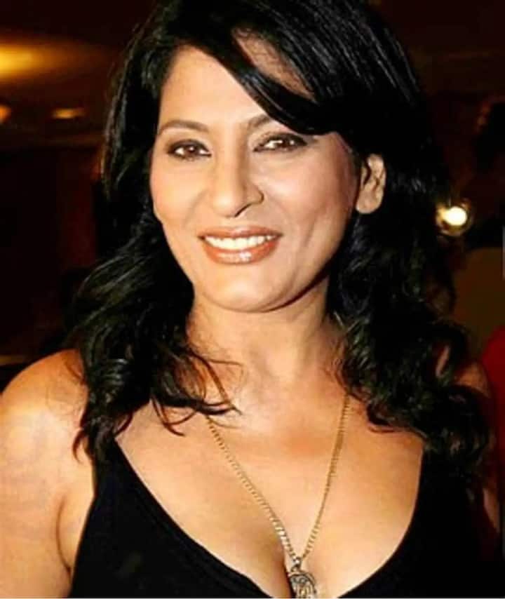 Archana's personal life is equally interesting. He married actor Parmeet Sethi, and both are still counted among the best couples in the industry.