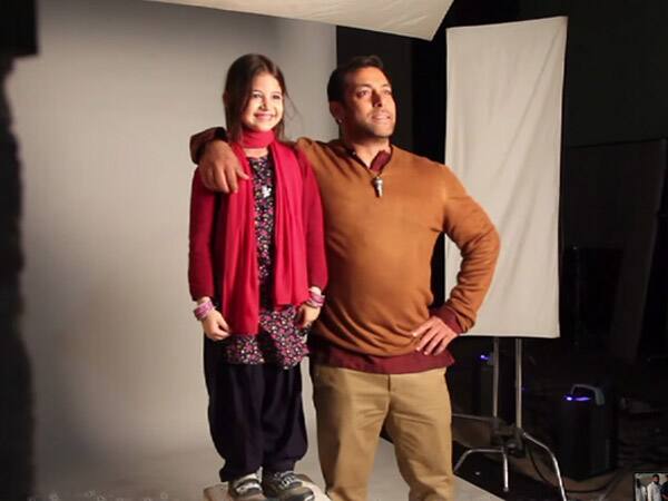 सलमान खान के साथ उनकी बॉन्डिंग लोगों का दिल जीत गई थी. इस फिल्म के लिए मुन्नी उर्फ हर्षाली को ढेर सारे अवॉर्ड भी मिले थे.