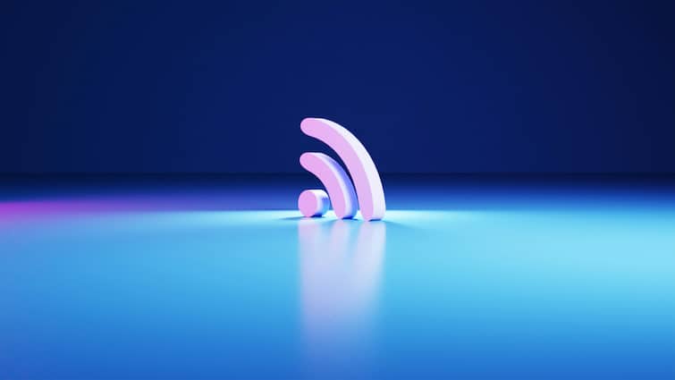 Best Broadband + OTT Combos Under Rs 999 You Can’t Miss