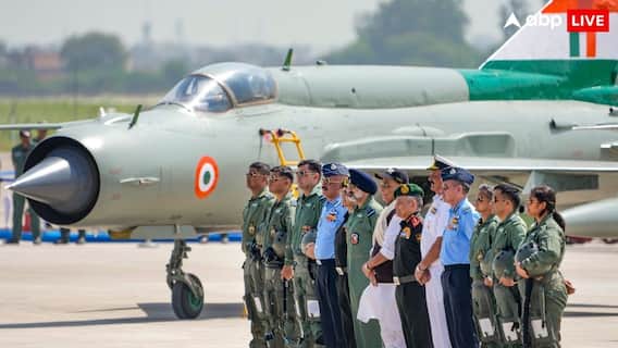 मिग-21 ने भरी आखिरी उड़ान, राजनाथ सिंह बोले- 'ये भारत और रूस के बीच गहरे संबंधों का एक प्रमाण'