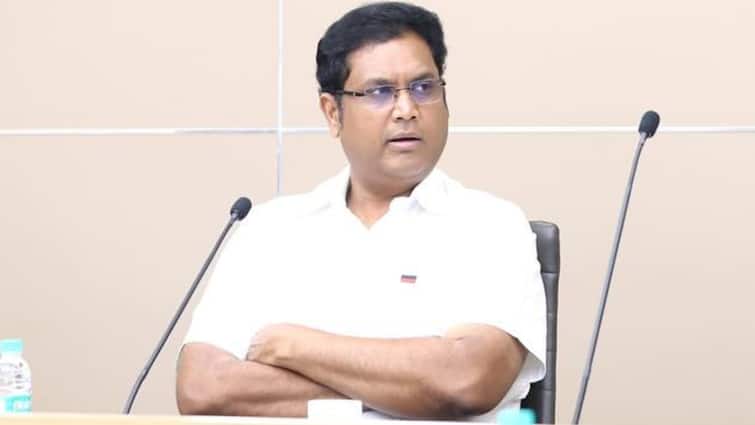 <div>'Nothing Changed In 100 Years': TN Minister Says Women In North India Still Judged By Husbands' Work, Sparks Row</div>