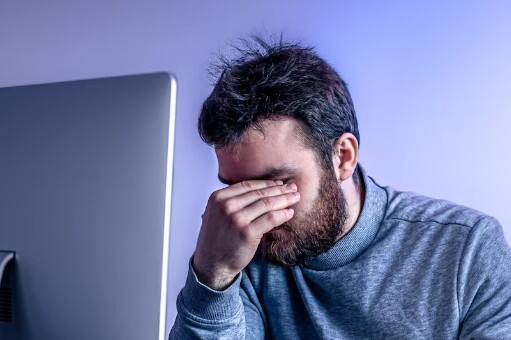 थकान और कमजोरी: अगर बिना ज्यादा काम किए आपको बार-बार थकान महसूस होती है या ऊर्जा की कमी रहती है, तो यह इंसुलिन रेजिस्टेंस का शुरुआती संकेत हो सकता है.