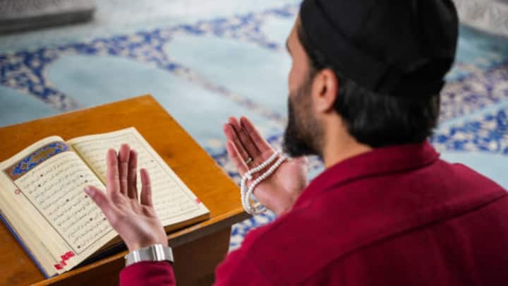 Islam is the second largest religion in the world today and about 25% of the world's population i.e. about 200 million people consider it. Muslims are not only limited to the Middle East, but also in large numbers in continents like Asia, Africa, Europe and America.