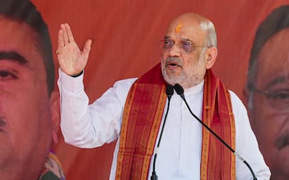 Amit Shah Inaugurates Durga Puja Pandal, Prays For ‘Sonar Bangla’ Govt In Bengal Post-2026 Assembly Polls Amit Shah Inaugurates Durga Puja Pandal, Prays For ‘Sonar Bangla’ Govt In Bengal Post-2026 Assembly Polls
