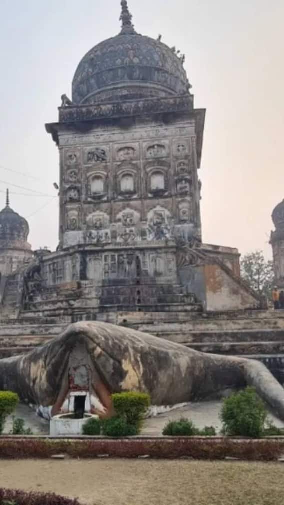 उत्तर प्रदेश का सबसे बड़ा जिला कौन है?