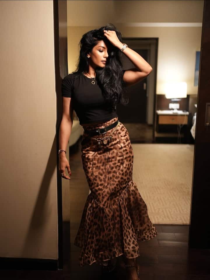 'ఓజీ' నటి శ్రియా రెడ్డి లేటెస్ట్ ఫోటోలు (Image Courtesy: sriya_reddy / Instagram)