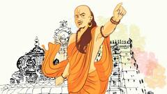 Chanakya Niti: नवऱ्याने बायकोला 'या' 3 गोष्टी कधीही शेअर करू नयेत, अन्यथा सुखी संसाराची होईल माती? चाणक्यनीतीत म्हटलंय