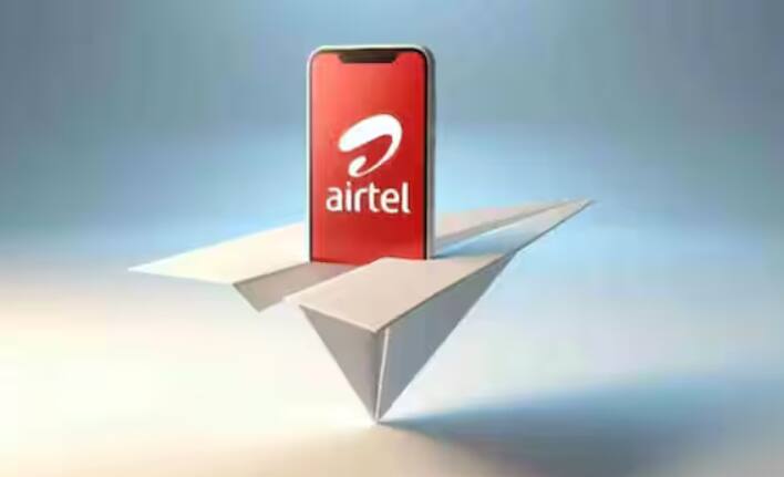 ਜੀਓ ਦਾ 1.5GB ਰੋਜ਼ਾਨਾ ਡਾਟਾ ਪਲਾਨ ₹239 ਵਿੱਚ ਸਭ ਤੋਂ ਸਸਤਾ ਵਿਕਲਪ ਹੈ। ਇਹ ਹਾਈ-ਸਪੀਡ ਡੇਟਾ, ਅਨਲਿਮਟਿਡ ਕਾਲਿੰਗ ਅਤੇ ਪ੍ਰਤੀ ਦਿਨ 100 SMS ਵੀ ਪ੍ਰਦਾਨ ਕਰਦਾ ਹੈ। ਹਾਲਾਂਕਿ, ਇਹ ਪਲਾਨ ਸਿਰਫ 22 ਦਿਨਾਂ ਦੀ ਵੈਧਤਾ ਦੇ ਨਾਲ ਆਉਂਦਾ ਹੈ। ਇਹ JioTV ਅਤੇ JioAICloud ਤੱਕ ਮੁਫ਼ਤ ਪਹੁੰਚ ਦੇ ਨਾਲ ਵੀ ਆਉਂਦਾ ਹੈ, ਜਿਸ ਨਾਲ ਤੁਸੀਂ ਡਿਜੀਟਲ ਕੰਟੈਂਟ ਦਾ ਫਾਇਦਾ ਚੁੱਕ ਸਕਦੇ ਹੋ।
