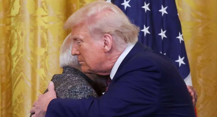 <div>Trump Signals Breakthrough On Gaza Peace Agreement: 'Deal That Will End The War'</div>