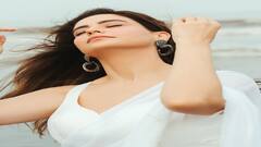 Aamna Sharif PHOTO: વ્હાઈટ સાડીમાં અપ્સરા લાગી આમના શરીફ, જુઓ સુંદર તસવીરો