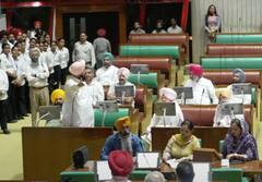 ਵਿਧਾਨ ਸਭਾ ਸੈਸ਼ਨ: ਪ੍ਰਤਾਪ ਬਾਜਵਾ ਨੇ ਰਾਹਤ ਫੰਡ ‘ਤੇ ਜਤਾਇਆ ਸ਼ੱਕ, ਕਿਹਾ- NRI ਮੁੱਖ ਮੰਤਰੀ ਰਾਹਤ ਫੰਡ ਵਿੱਚ ਨਾ ਦੇਣ ਪੈਸੇ, ਸਿੱਧਾ ਲੋਕਾਂ ਦੀ ਕਰਨ ਮਦਦ