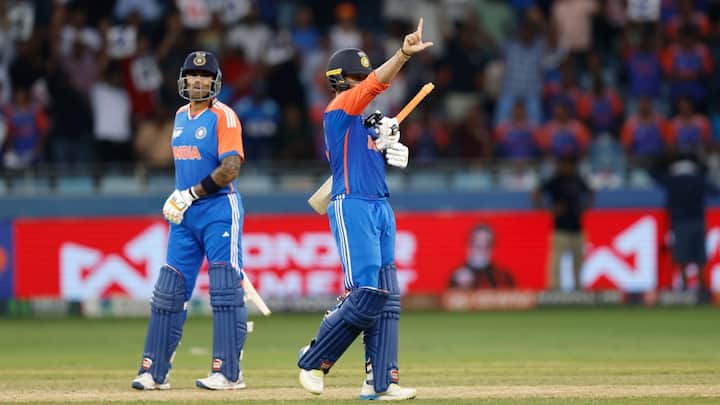 अभिषेक अब तक टूर्नामेंट में 3 तूफानी अर्धशतक जड़ चुके हैं. वह पाकिस्तान, बांग्लादेश और श्रीलंका के खिलाफ फिफ्टी लगा चुके हैं.