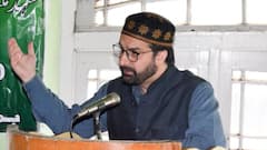 'जामा मस्जिद में जुमे की नमाज पढ़ने से फिर रोका गया', बोले मीरवाइज उमर फारूक