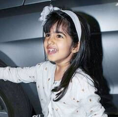 अक्षय कुमार की बेटी की 10 तस्वीरें, मां ट्विंकल खन्ना से नहीं मिलती शक्ल पापा की है कार्बन कॉपी