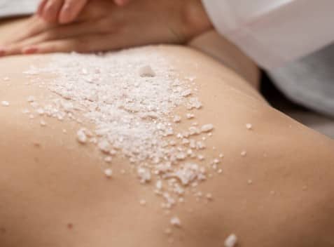 Cold compress: The redness and swelling of the pimples decreases when complicated with ice or cold pack. This home remedy is very effective to give immediate relief.