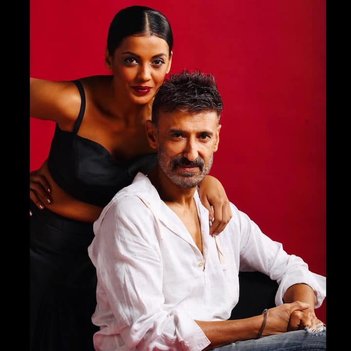 Apart from films, Mugdha has also worked in some reality shows with her boyfriend Rahul Dev. Fans also like the pair of both.