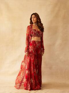 कुमकुम भाग्य की 'बुलबुल' की 10 तस्वीरें, अब बॉलीवुड-साउथ में मचा रही हैं धूम