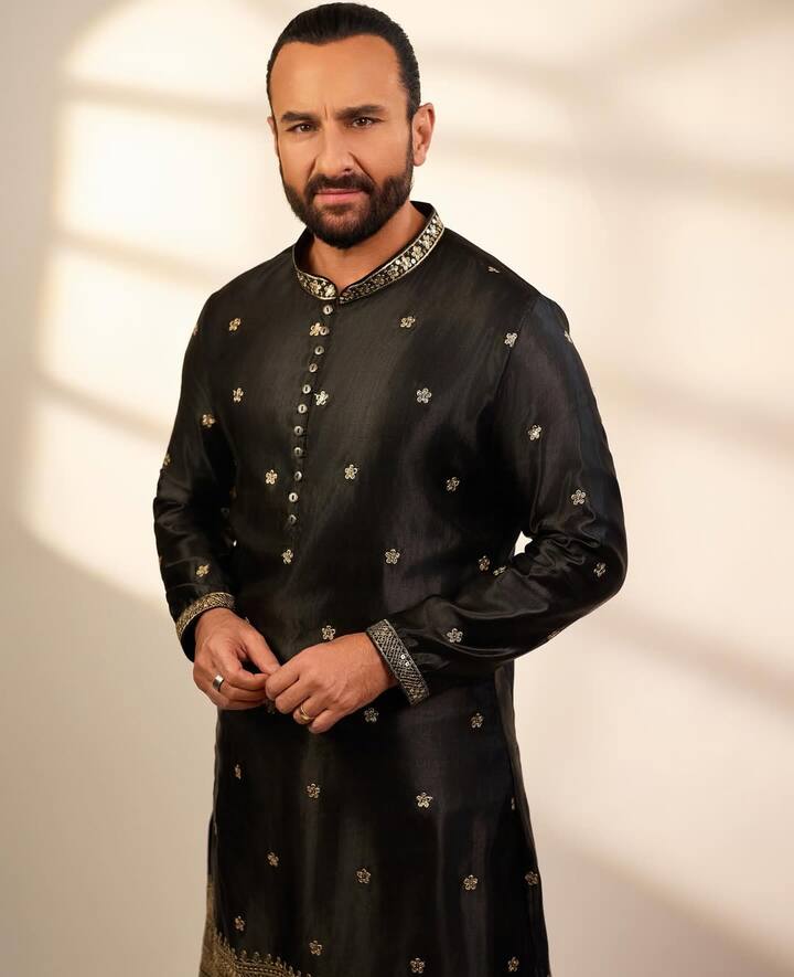 Saif admitted that in the initial stages he used to get small and side roles in films. People used to say that they have got a lot of opportunities, but according to them they were not getting films with big heroes. Some average films of Saif maintained him, but many flop films made the situation more difficult.