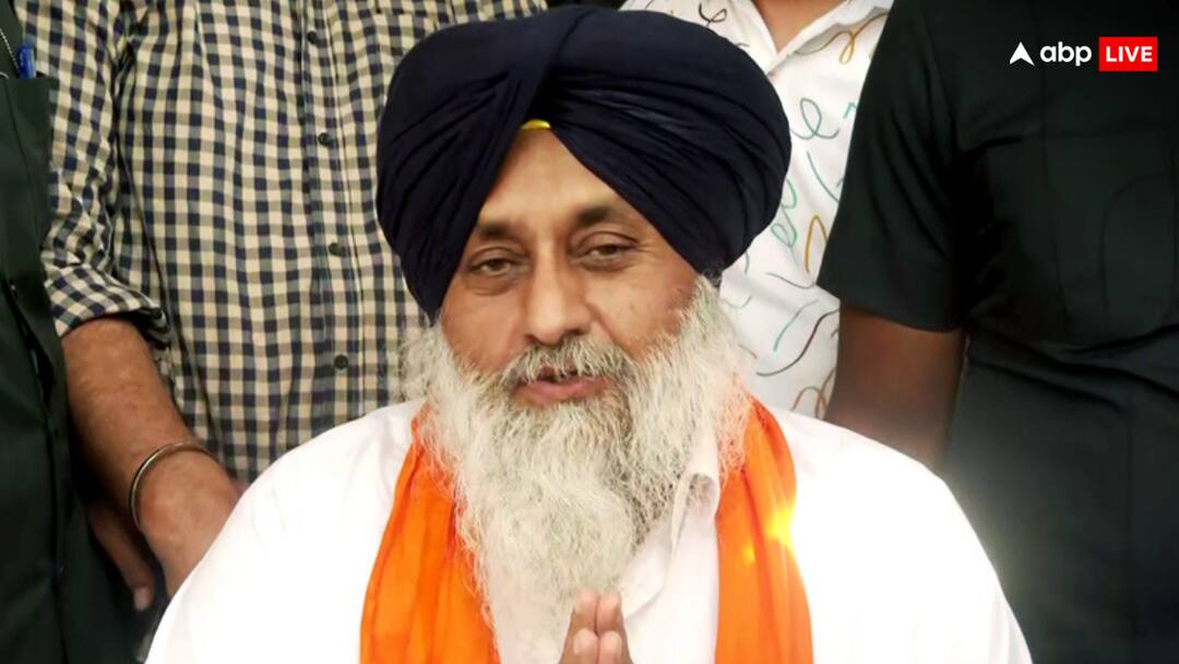 punjab former cm parkash singh badal pso did not let sukhbir singh badal sit with him nsg commando security protocols जब प्रकाश सिंह बादल के PSO ने बेटे सुखबीर को कार से उतार दिया, हो गया था बवाल, जानें पूरा किस्सा